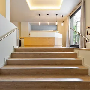 Ola Living Diagonal Πανσιόν